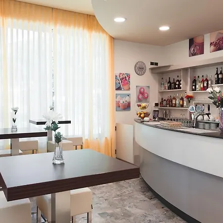 מלון Olympic קרביה