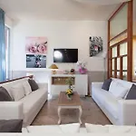 Hotel Olympic